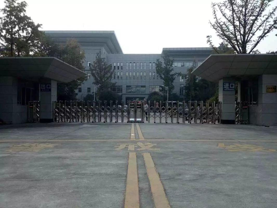 宣城宣城四川消防总队伸缩门